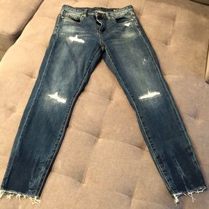 Blanknyc mid rise distressed jeans